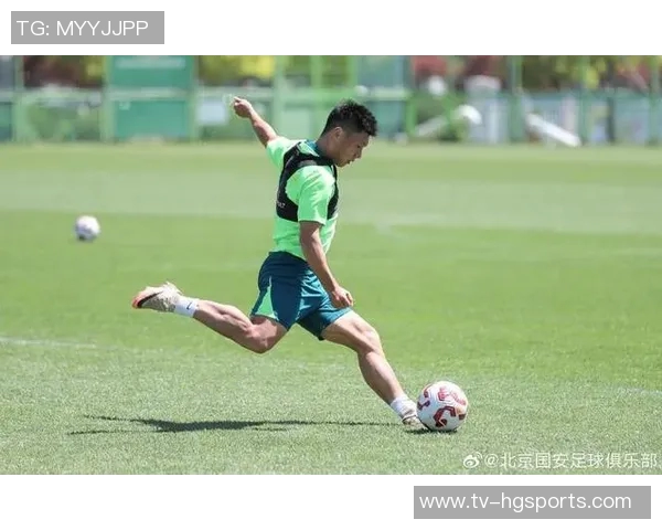 国安外援斯帕吉奇夏季韧带撕裂后积极进行个人恢复训练