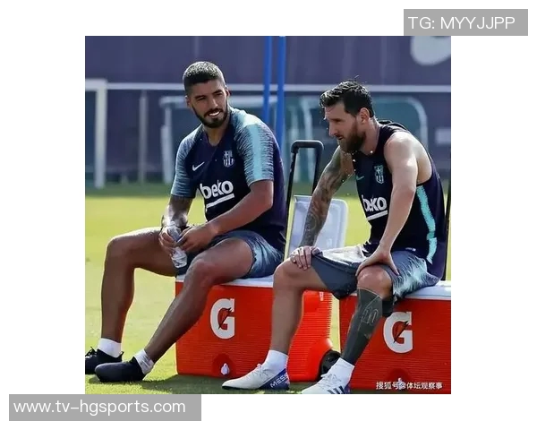 足球报揭秘约尼查传奇经历曾被誉为新哈吉与梅西并肩作战