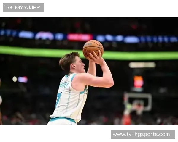 克尼佩尔表现出色贡献19分7板4助双向西塞强势拿下10分13板3帽科沃德也有17分2帽的精彩表现